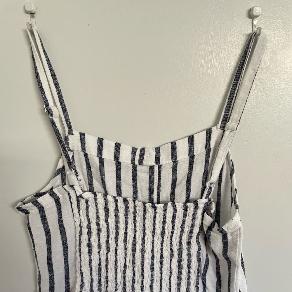 Old navy women’s xs  vertical stripes jumpsuit - Picture 8 of 8